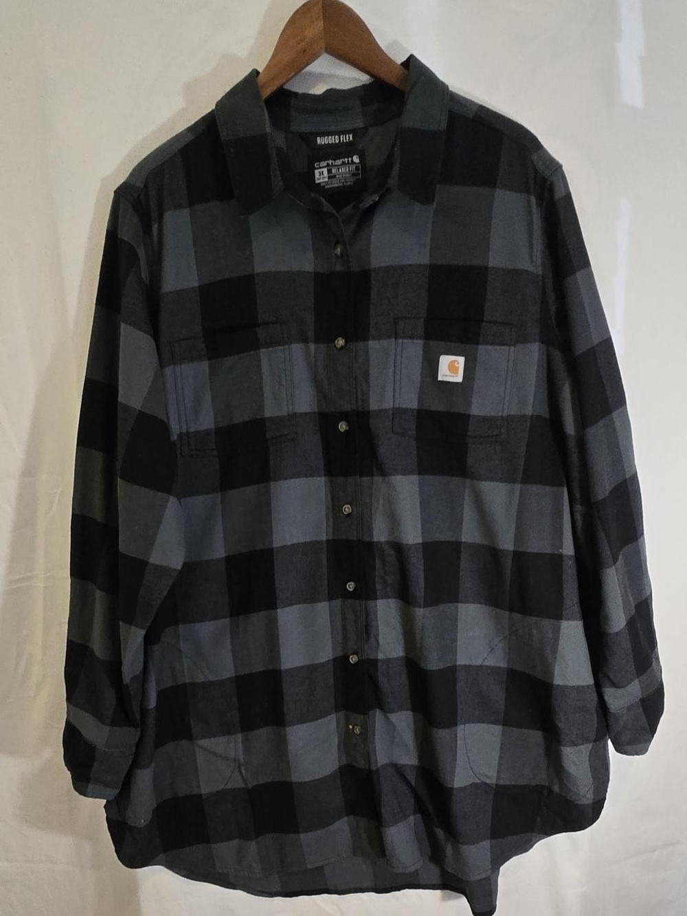 Carhartt Men's Black and Gray Buffalo Plaid Button-Up Shirt